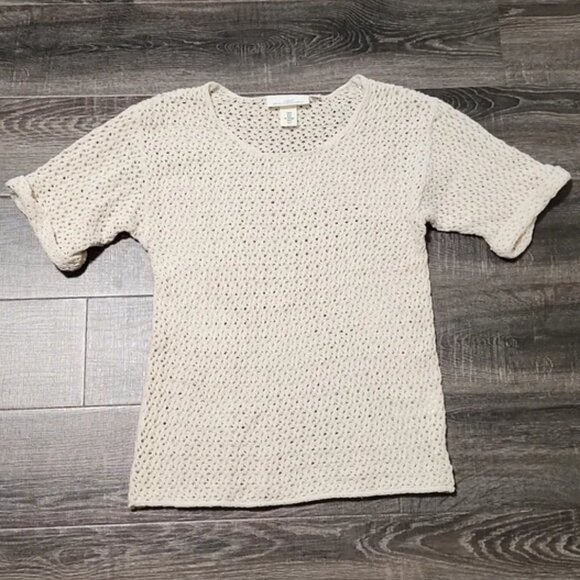 🌷 H&M short sleeve Sweater 🌷 - Picture 1 of 4